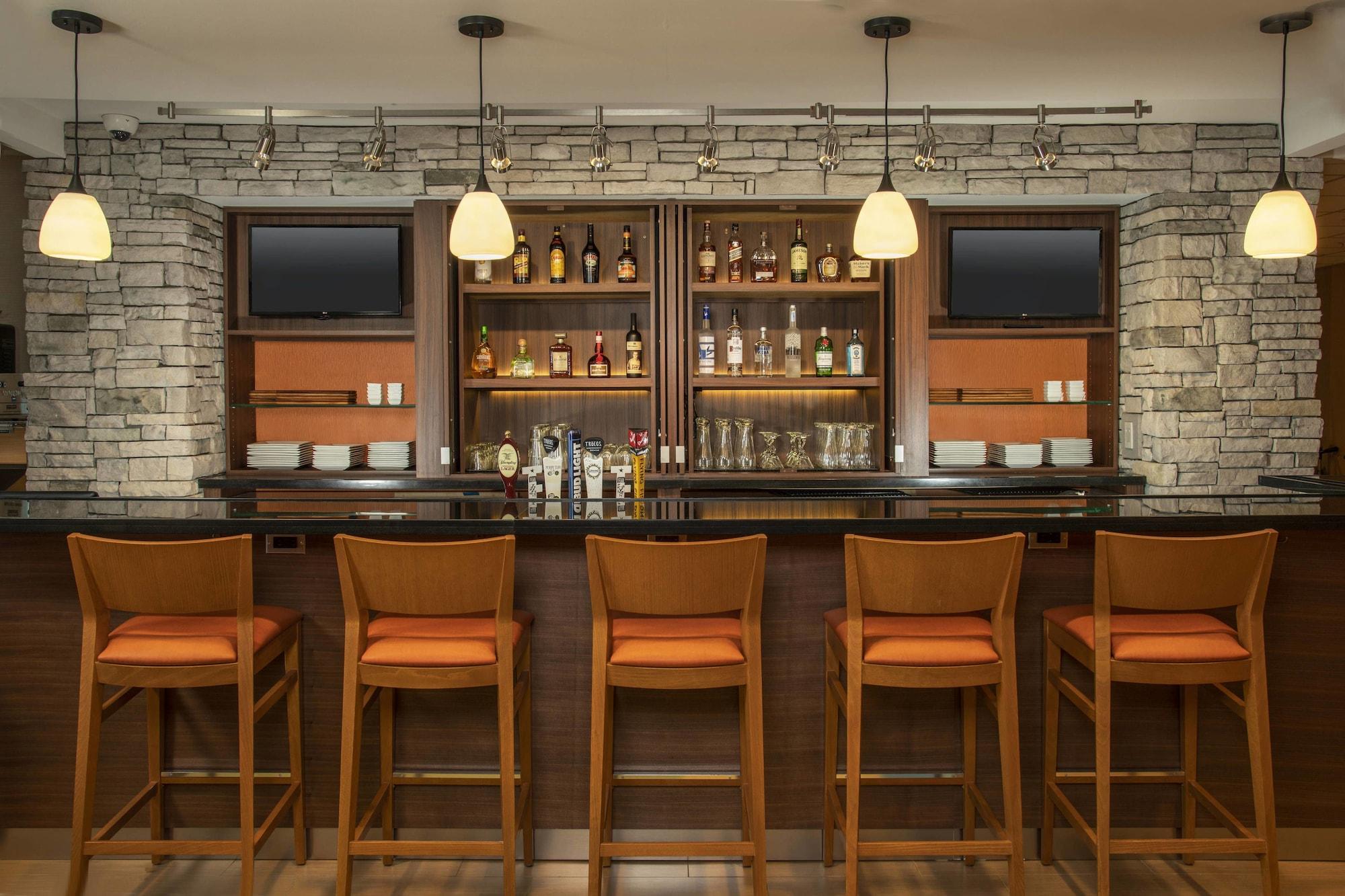 Fairfield Inn & Suites By Marriott Harrisburg International Airport Middletown  Екстериор снимка